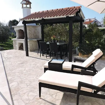 Gea Villa *